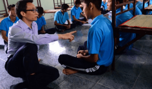 It is essential for the whole job market that recruiters learn how to be fair in the selection process. 